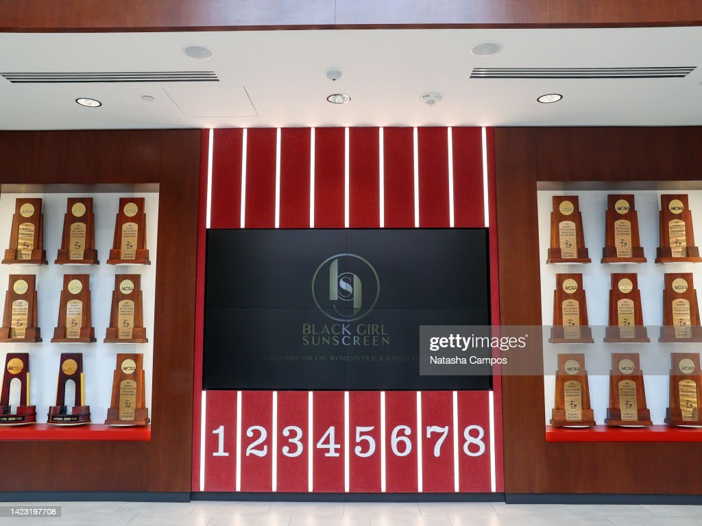 srcset=http://en-gd52mu8.edirectorycloud.com/custom/domain_1/image_files/uploads/2022/09/BGS-x-USC-Brunch_4-1.jpeg width=1024