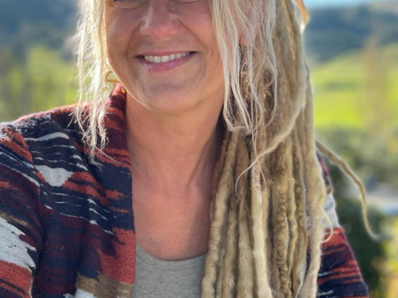 Reading Between the Growth Rings with Laura Formentini